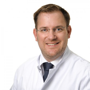 Tobias Rader - First Fitting with CI First Fitting with a cochlear implant - Tobias Rader explains