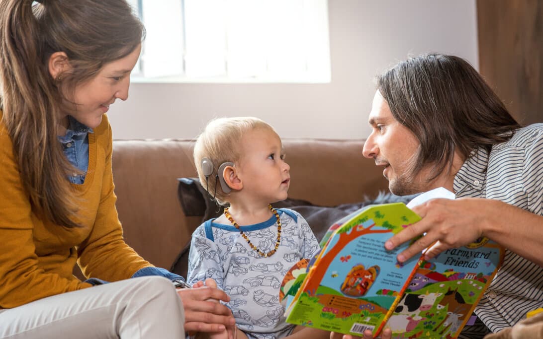 Learning multiple languages with a cochlear implant