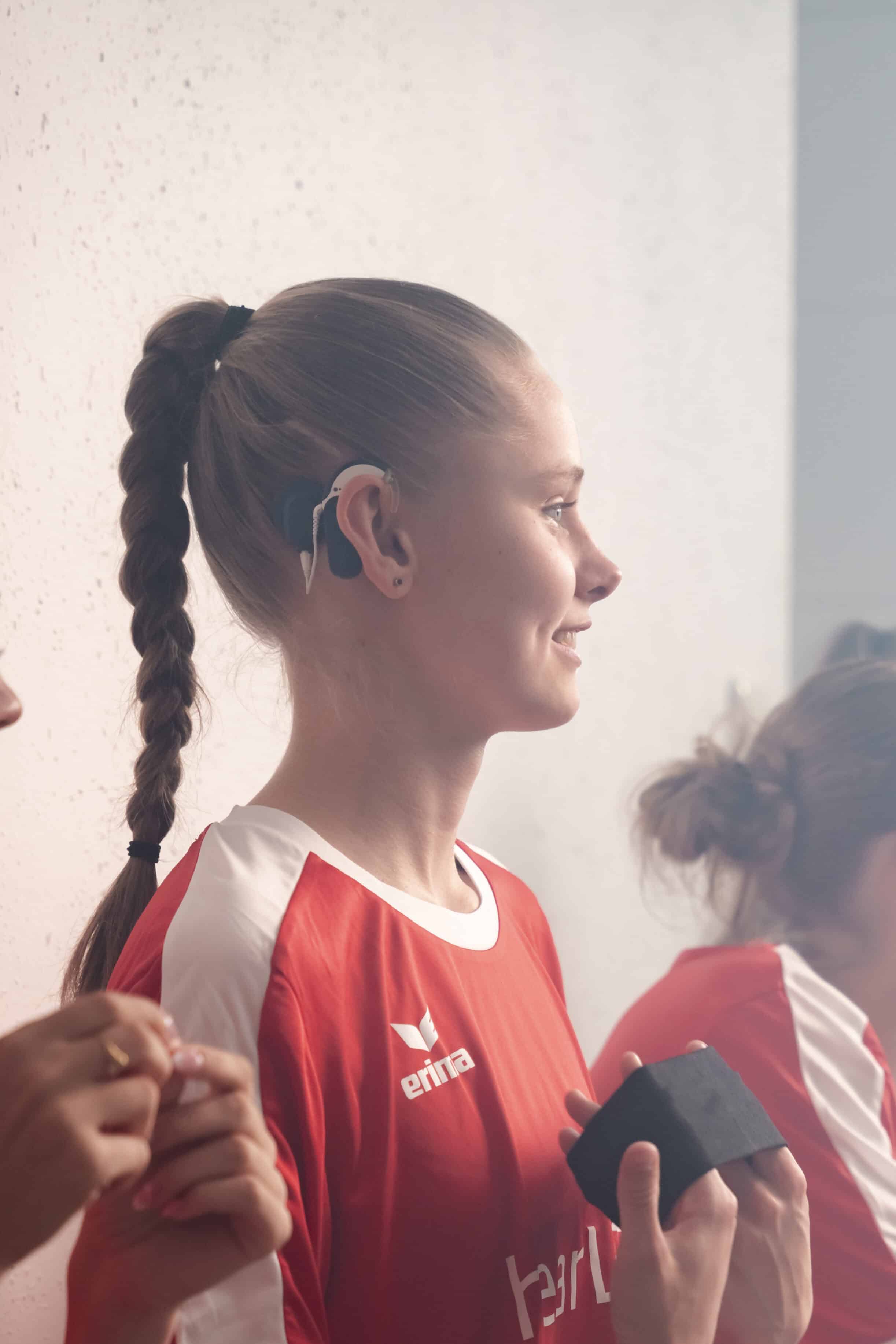 CI user and football player Lara
