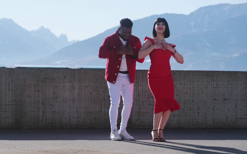CI users Jhonny and Irina dancing