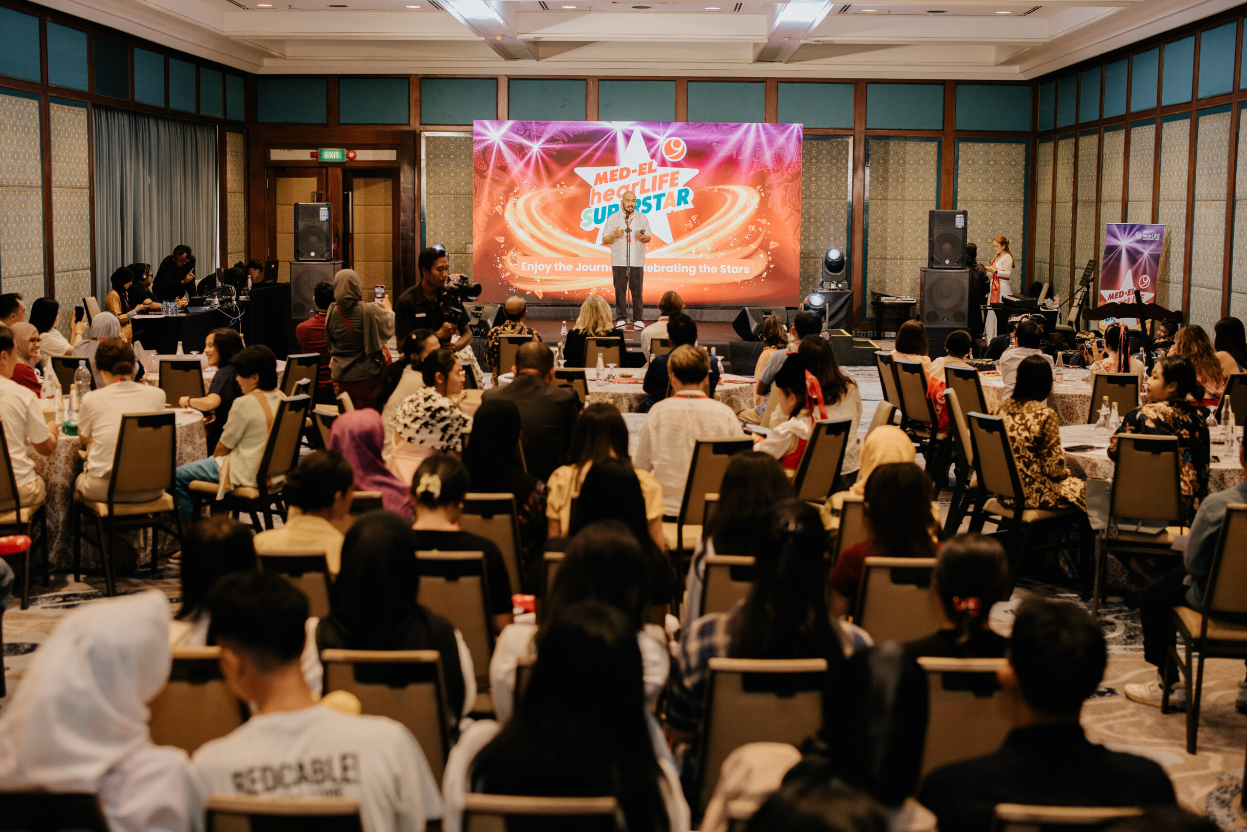 MED-EL hearLIFE Superstar