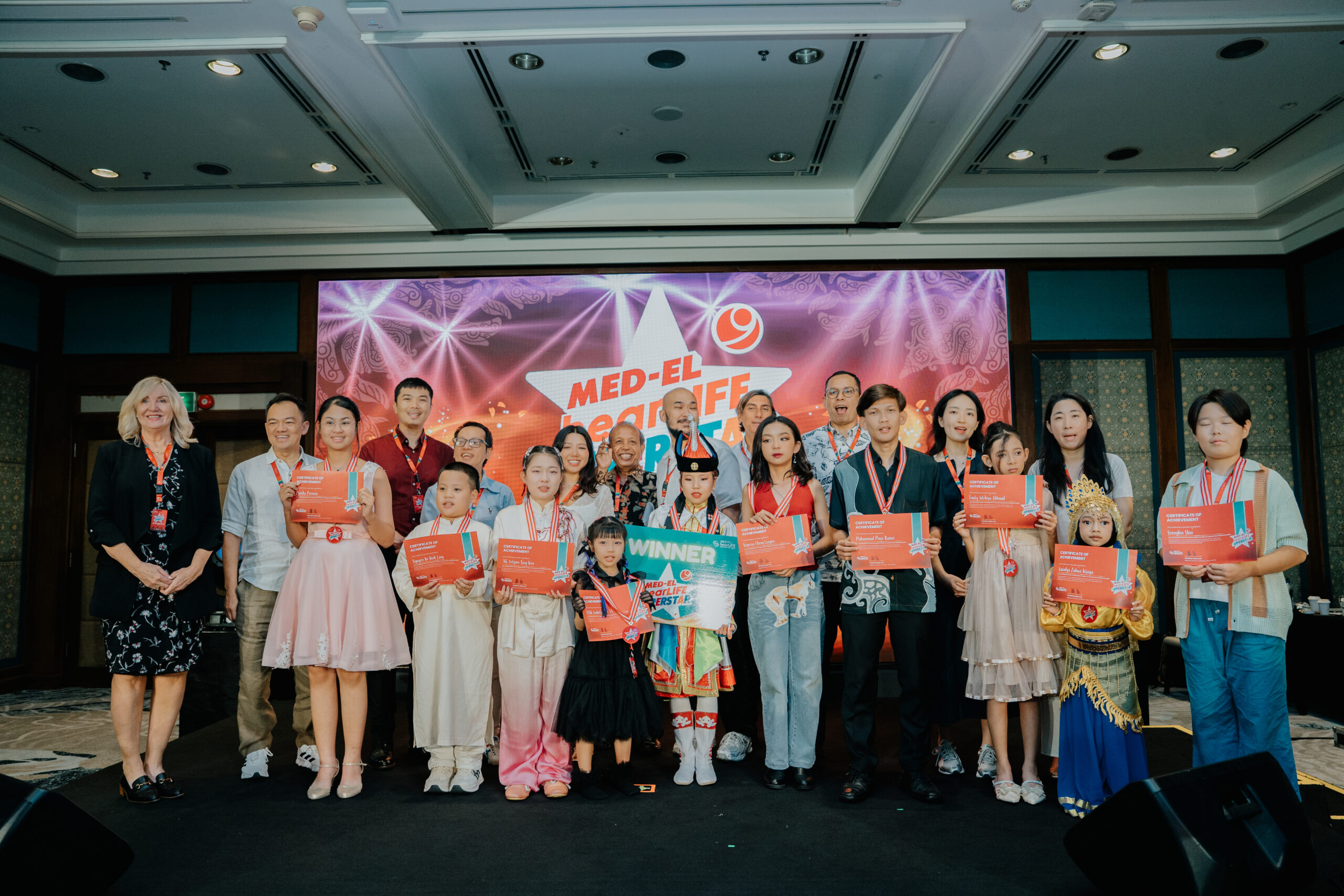 MEDEL hearLIFE SUPAERSTAR