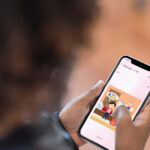 A child uses the ReDi app.